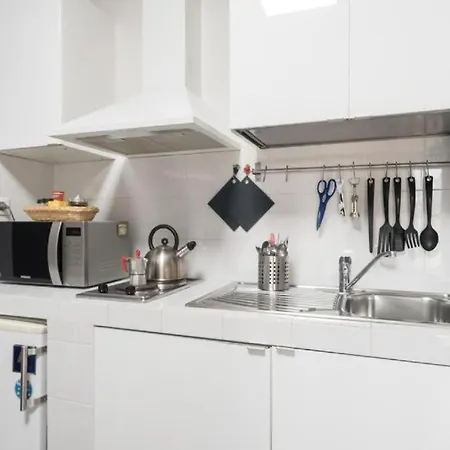 Magenta Collection Terrione 25 * Roma