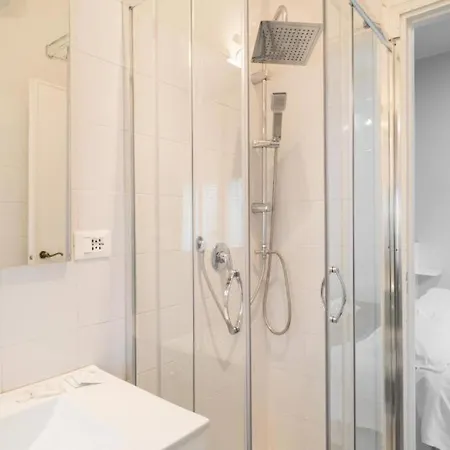 Magenta Collection Terrione 25 Roma